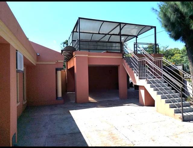 4 BEDROOM HOUSE FOR SALE IN KLIPRIVIER